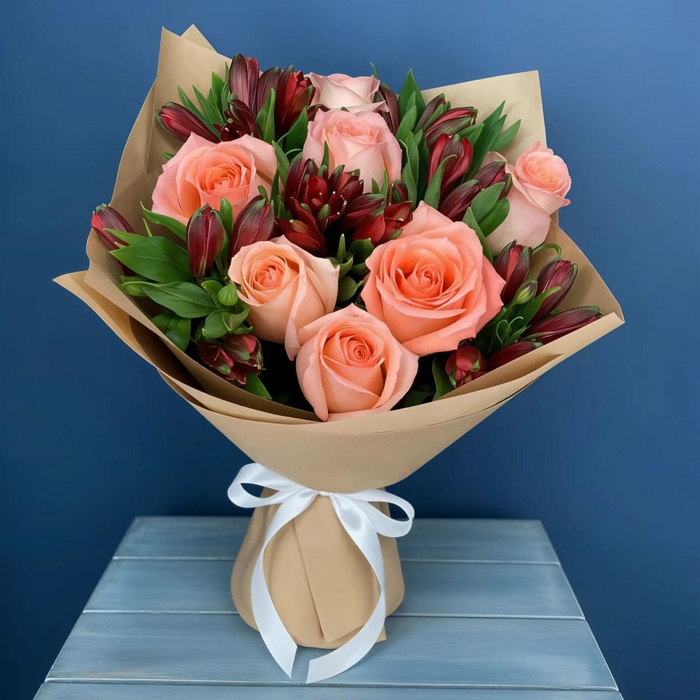 Букет Сплетённые любовью в Вурнары Букет цветов из: Розы и Альстромерии в Вурнары