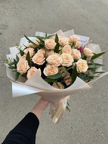 Букет Кремовые розы Латте в Вурнары